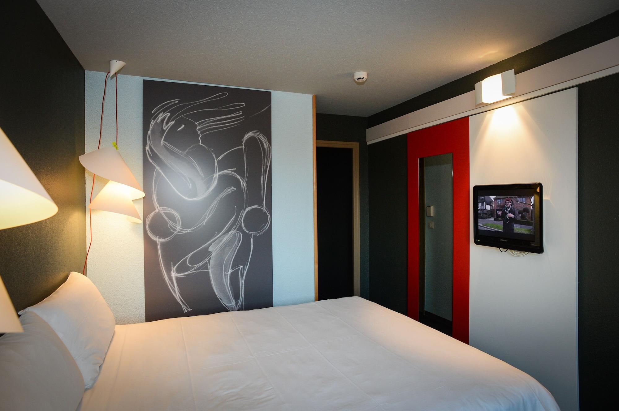 Ibis Saint-Lo Hotel Luaran gambar