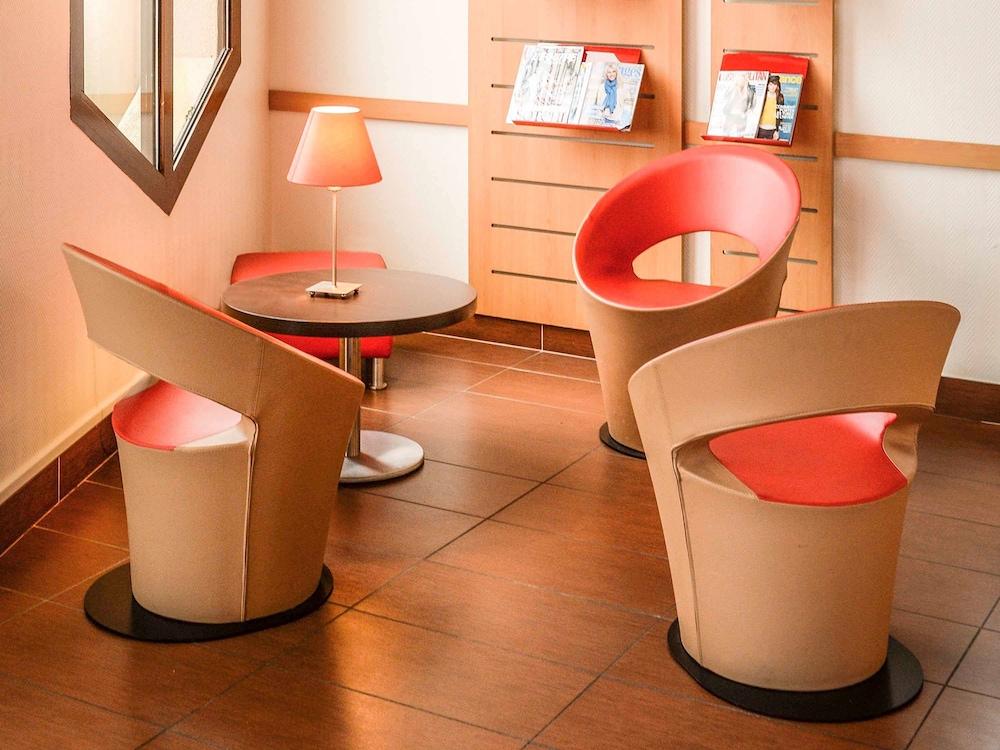 Ibis Saint-Lo Hotel Luaran gambar