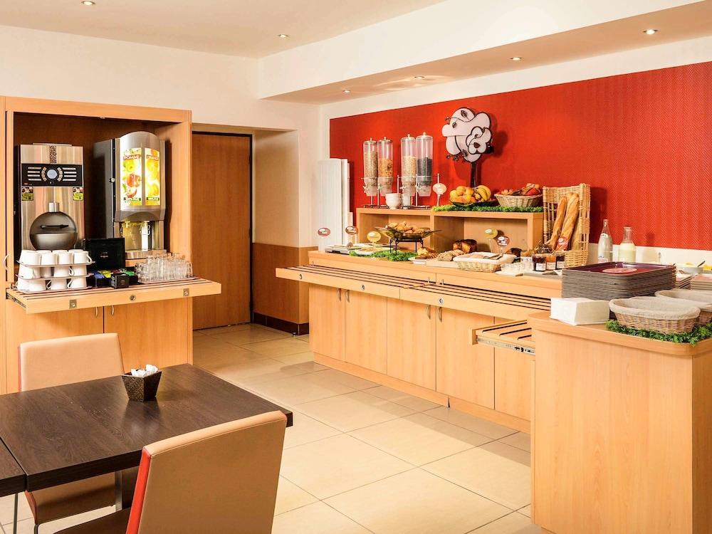 Ibis Saint-Lo Hotel Luaran gambar